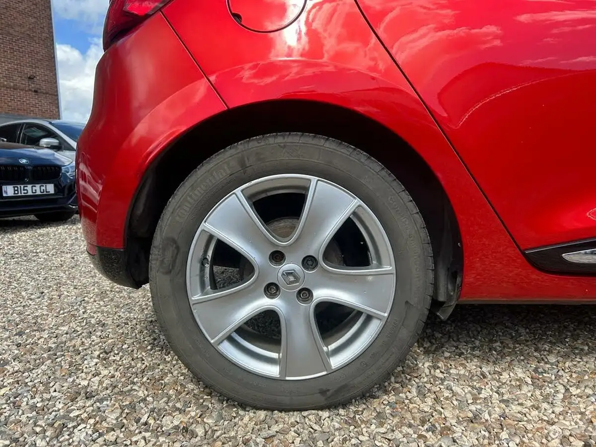 2015-renault-clio-15td-dynamique-medianavss-big-6