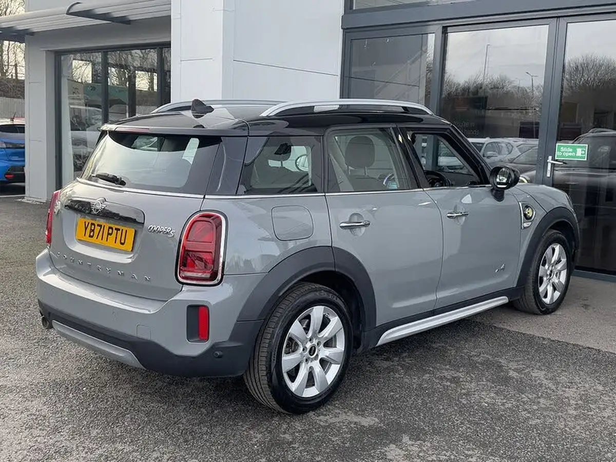 2022-mini-countryman-15-cooper-s-e-phev-classic-big-11