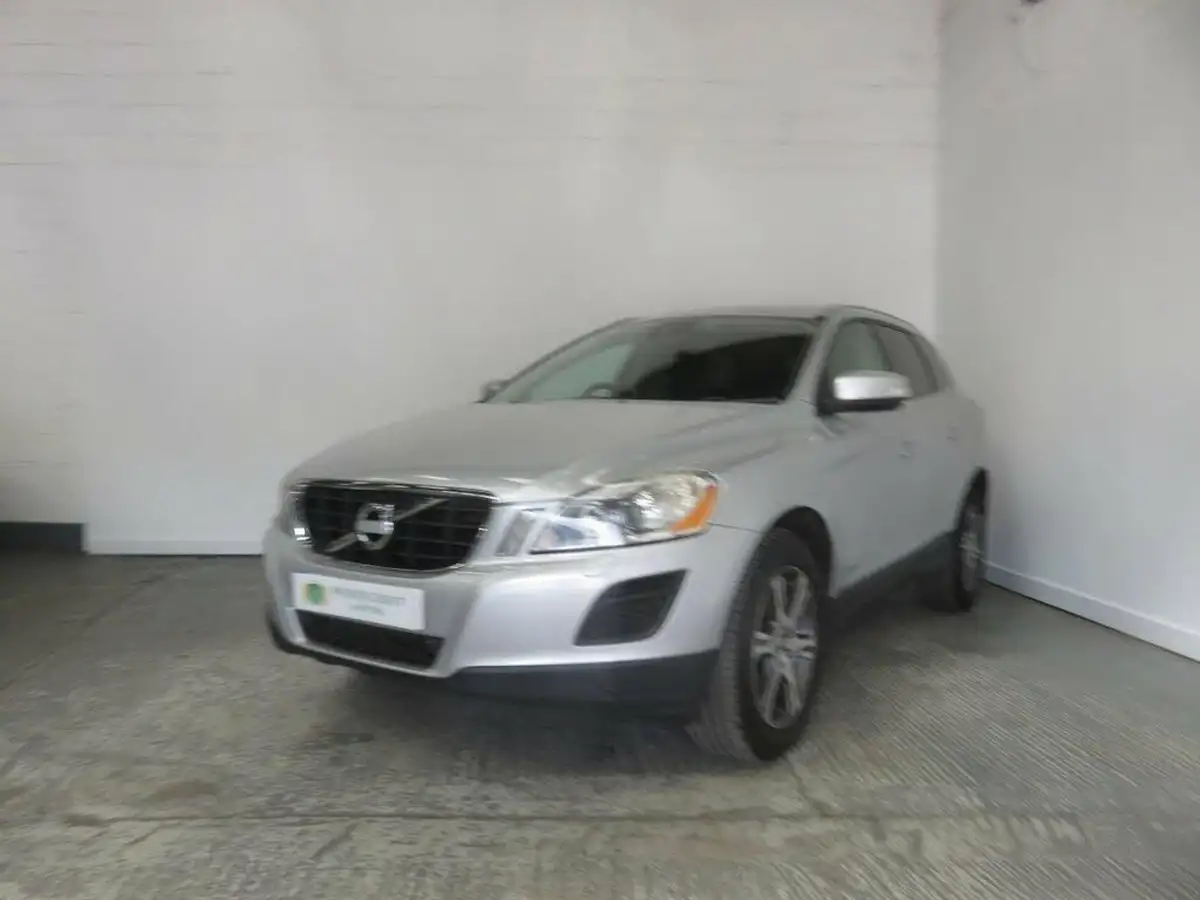 2011-volvo-xc60-24td-d5-se-lux-premium-215bhp-geartronic-big-1