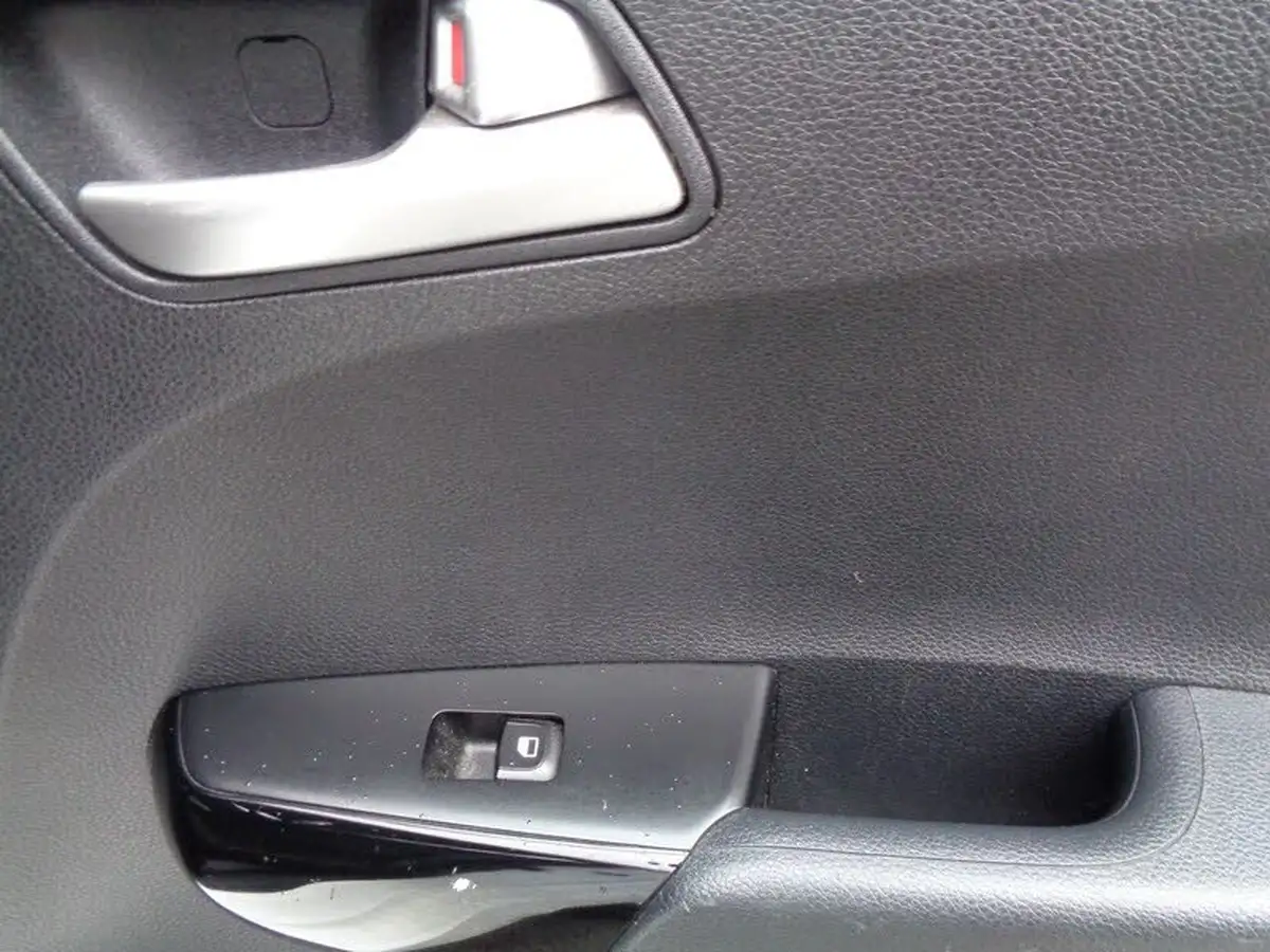 2017-kia-picanto-125-3-big-24