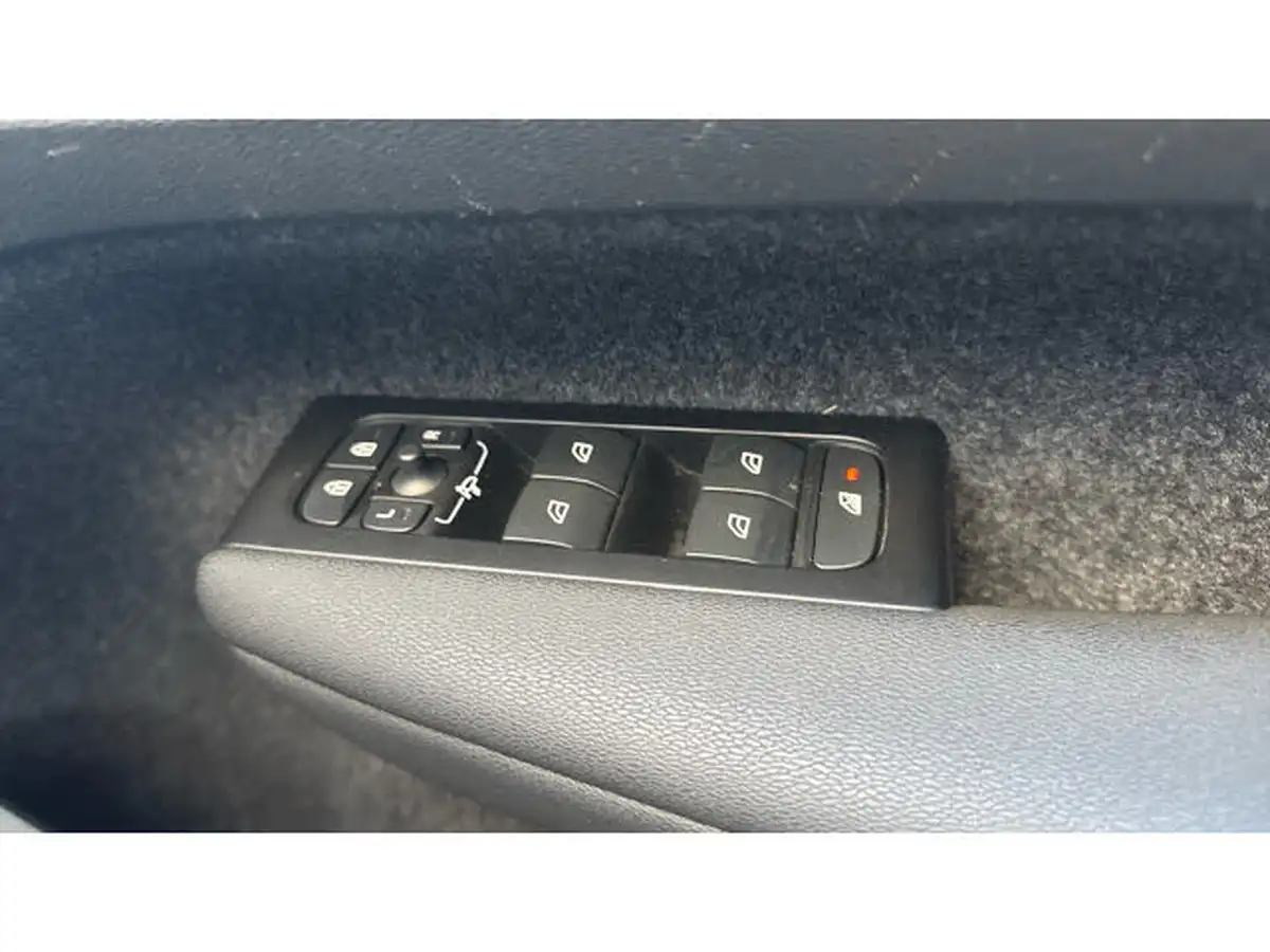 2021-volvo-xc40-15-t5-inscription-262bhp-big-25