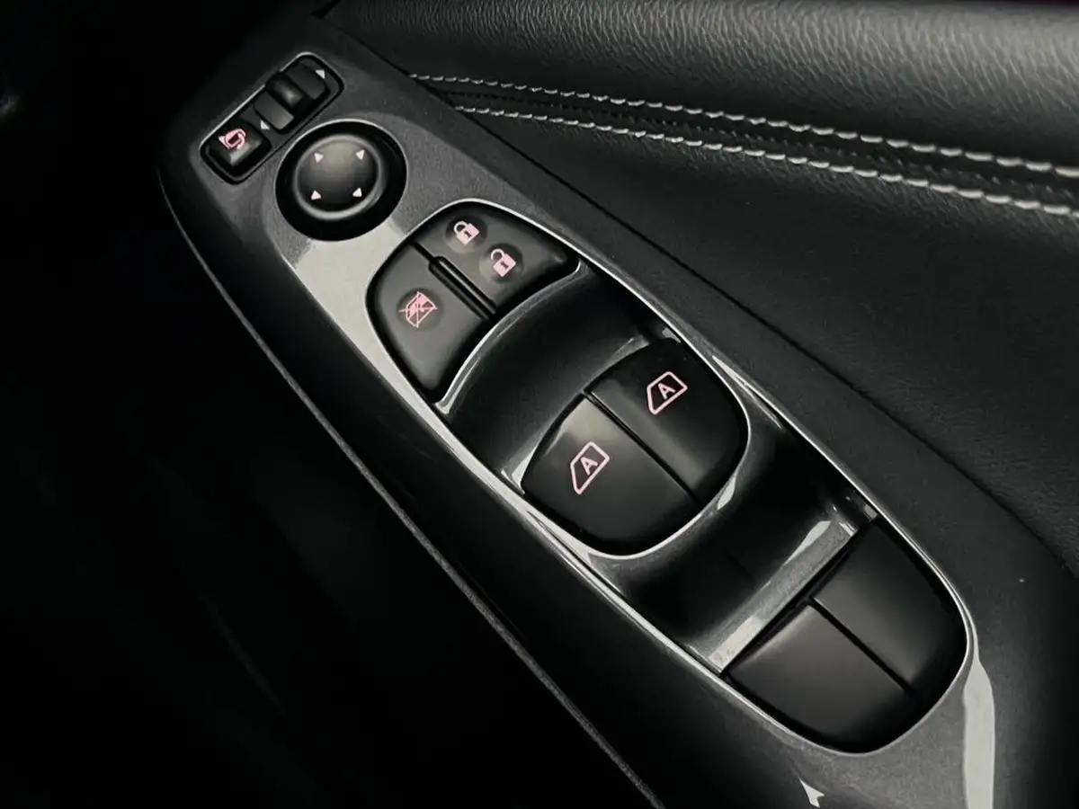 2020-nissan-juke-10-dig-t-tekna-117ps-big-25