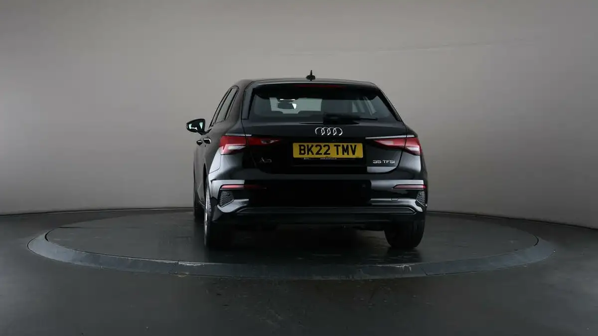 2022-audi-a3-15-35-tfsi-technik-s-tronic-big-39