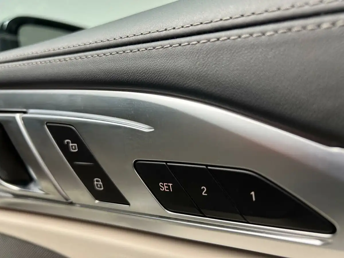 2021-bmw-8-series-30-840i-m-sport-coupe-2d-big-18