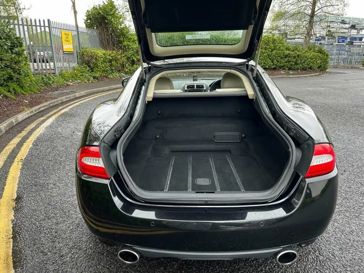 2010-jaguar-xk-50-portfolio-coupe-big-9