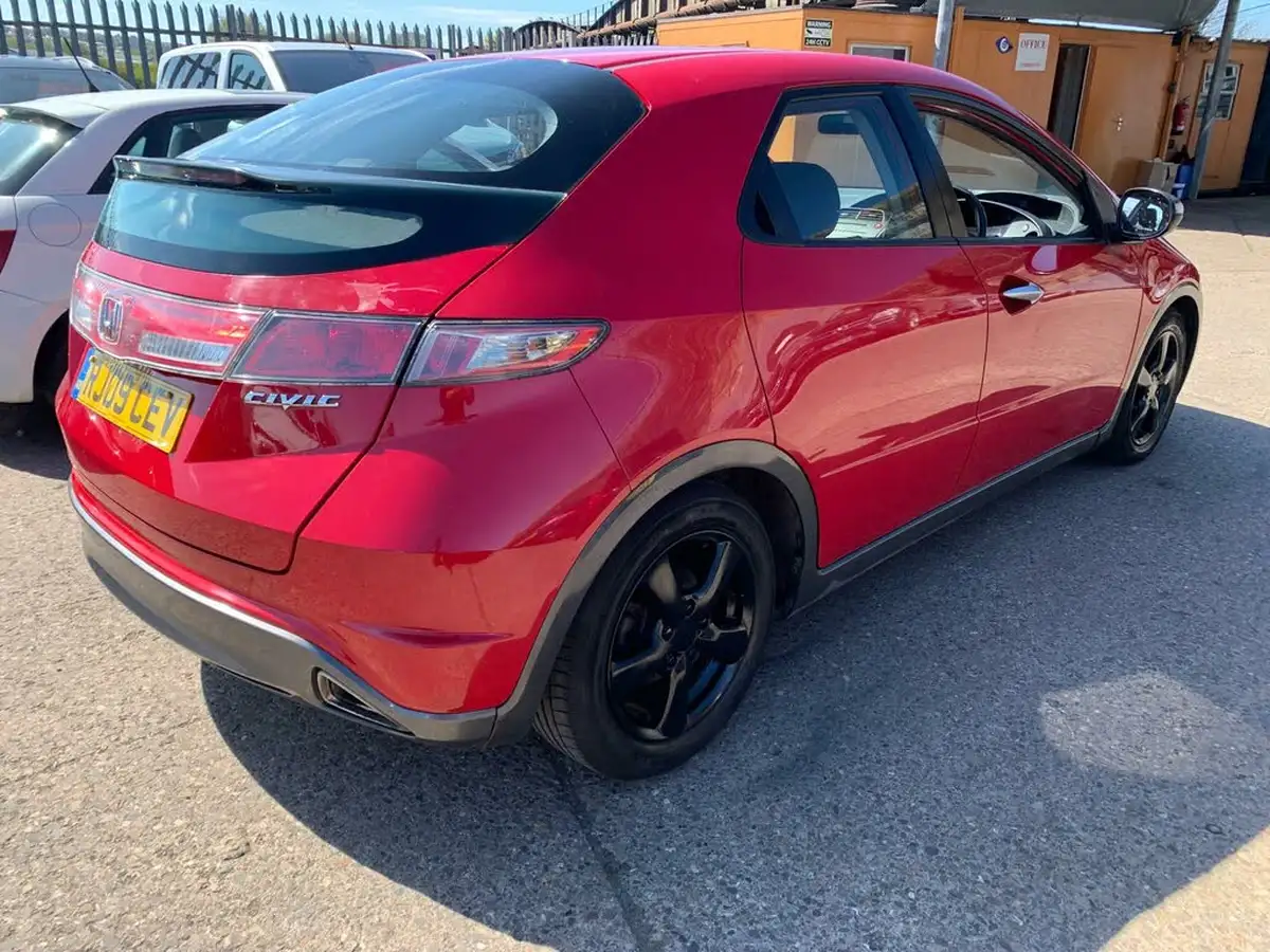 2009-honda-civic-18-se-138bhp-big-3