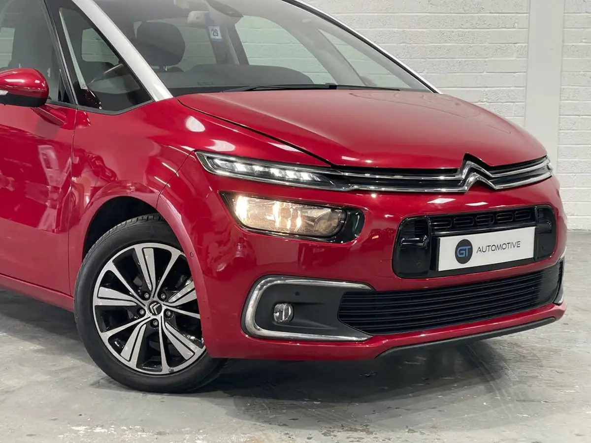 2017-citroen-grand-c4-picasso-16bluehdi-flair-big-8