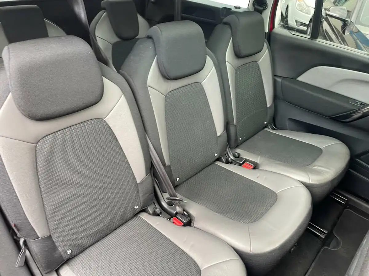2017-citroen-grand-c4-picasso-16bluehdi-flair-big-51