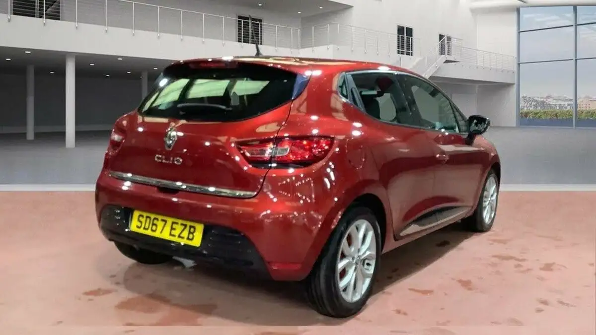 2017-renault-clio-12-dynamique-nav-big-3