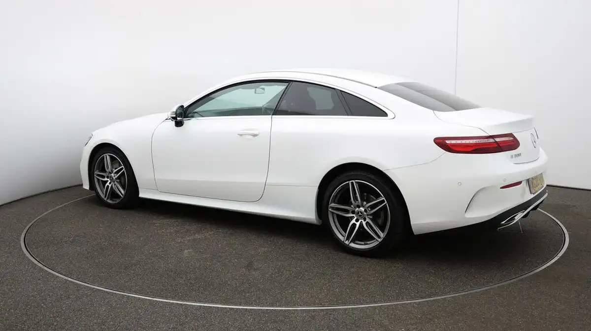 2020-mercedes-benz-e-class-20-e300-amg-line-premiumss-coupe-big-28