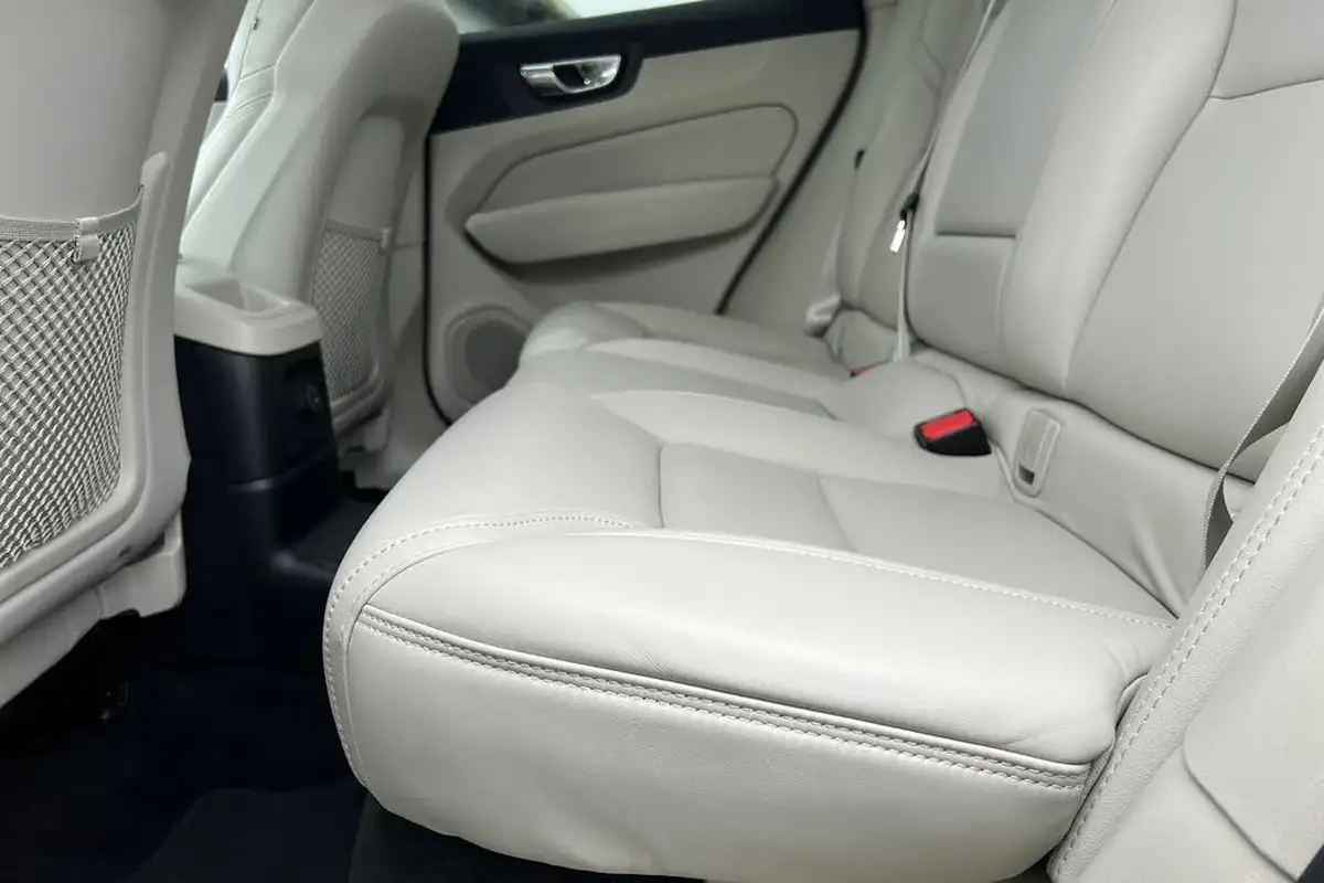 2021-volvo-xc60-20-t8-inscription-pro-455bhp-plug-in-hybrid-big-16
