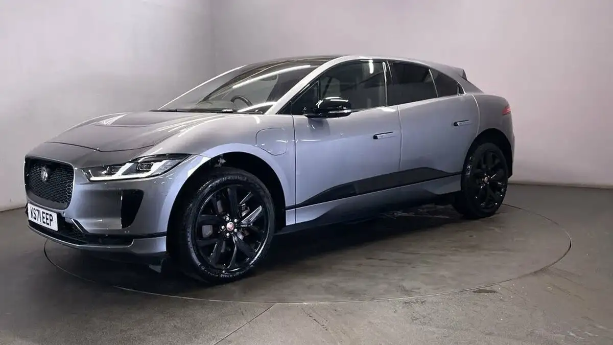 2022-jaguar-i-pace-ev400-black-big-3