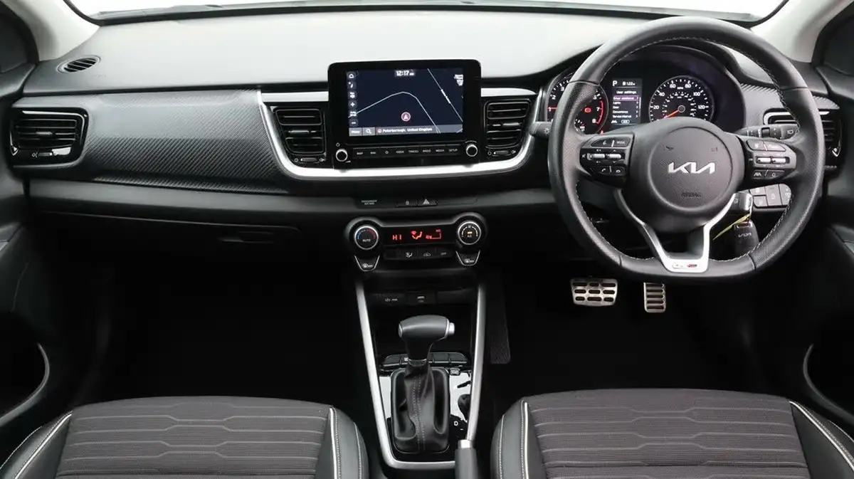 2022-kia-stonic-10-t-gdi-connect-dct-big-13