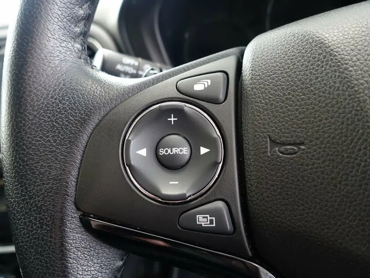 2020-honda-hr-v-15-i-vtec-se-cvt-big-17