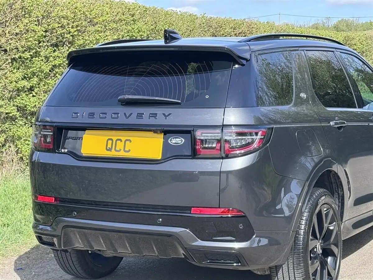 2023-land-rover-discovery-sport-20-d200-urban-edition-big-23