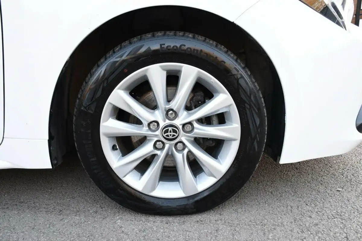 2024-toyota-corolla-18-vvt-i-icon-touring-sports-big-32