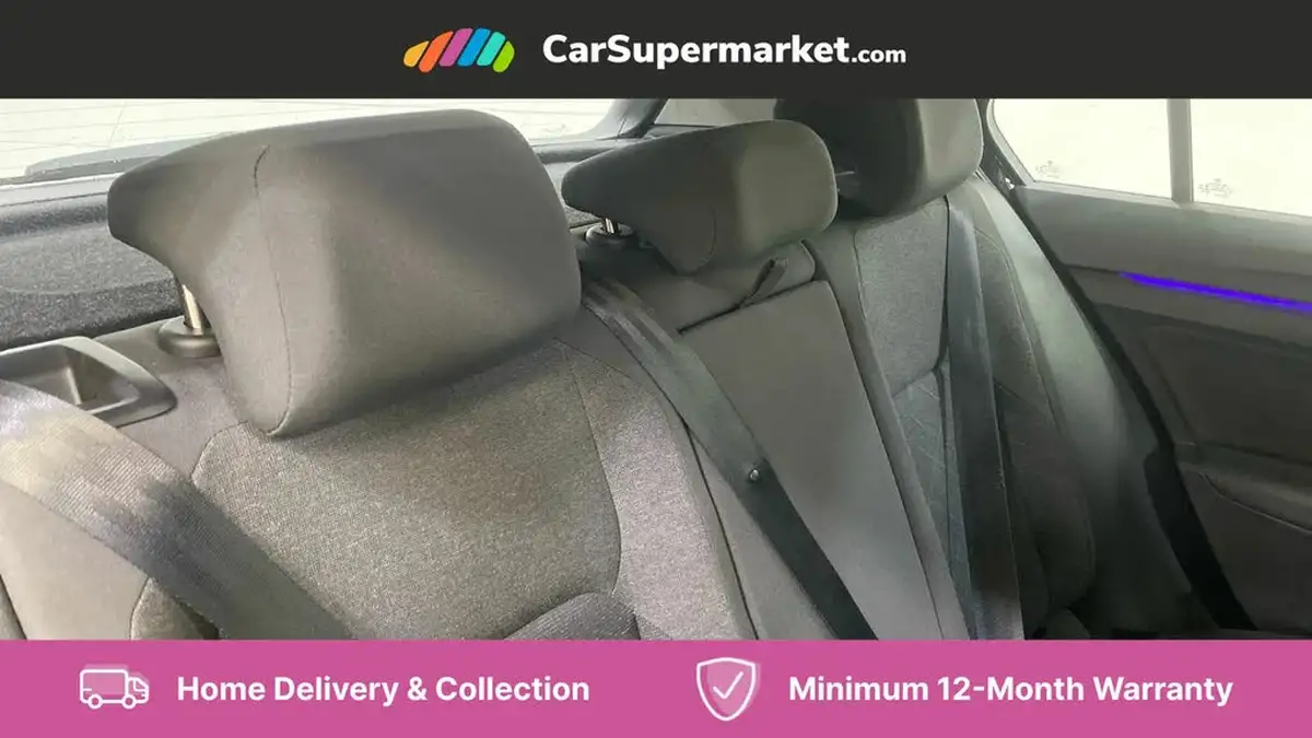 2022-volkswagen-golf-15-tsi-life-150ps-hatchback-big-5