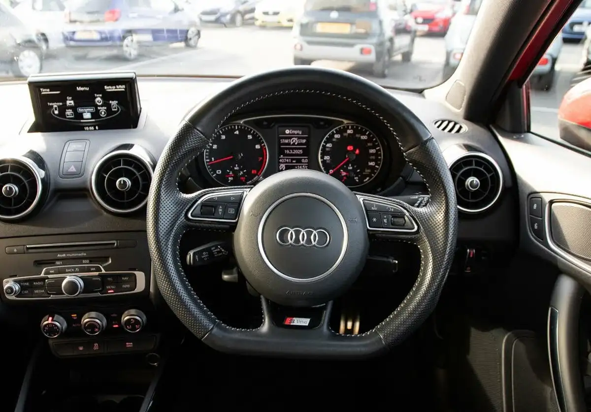 2018-audi-a1-14-tfsi-black-edition-nav-125ps-hatchback-3d-big-20