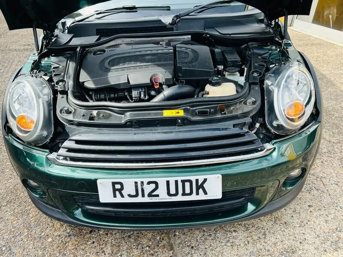 2012-mini-cooper-16td-one-d-big-18