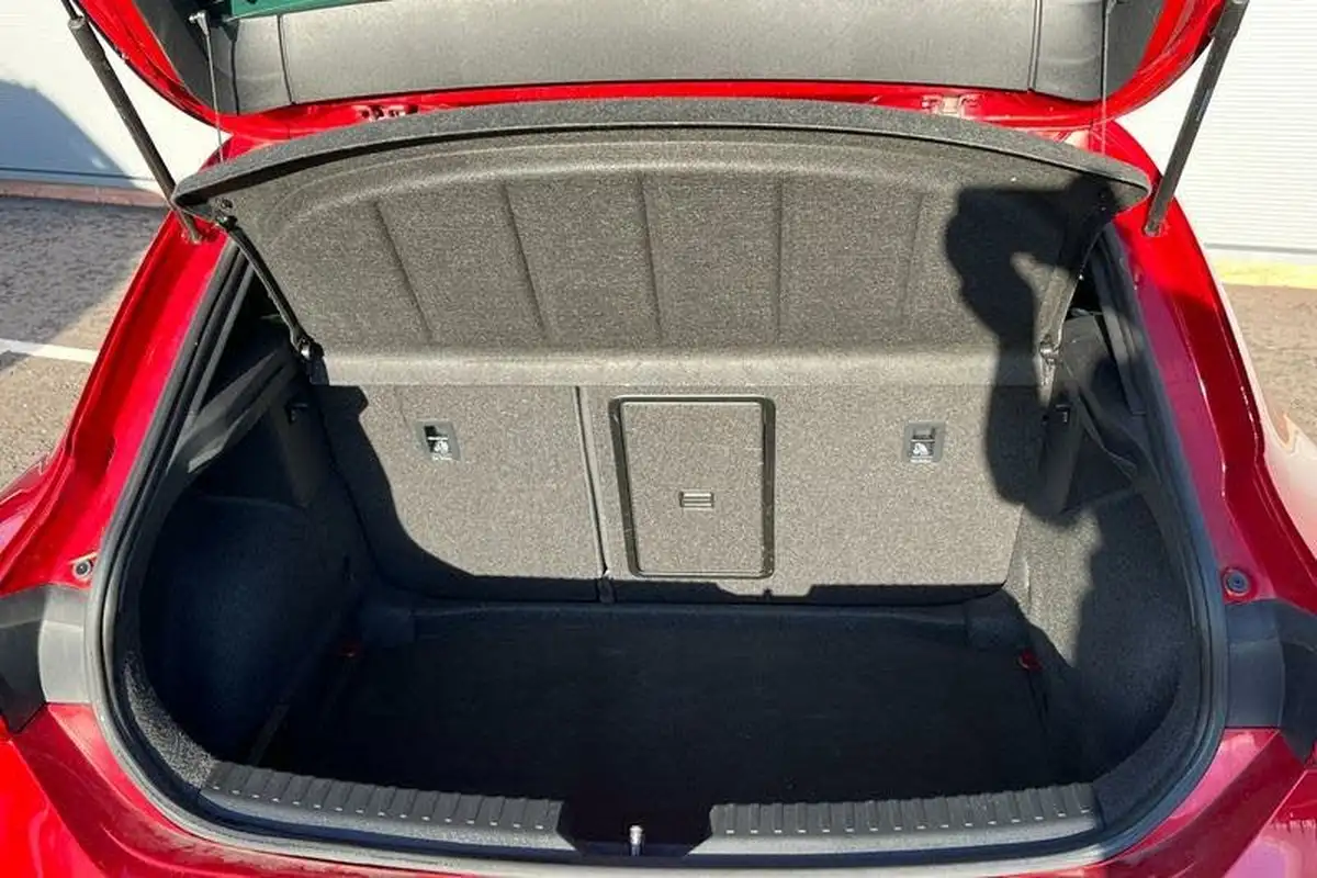 2020-seat-leon-15-etsi-fr-first-edition-hatchback-big-20