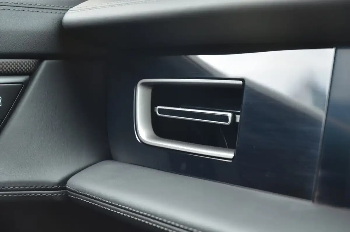 2021-porsche-taycan-e-turbo-s-performance-battery-plus-big-70