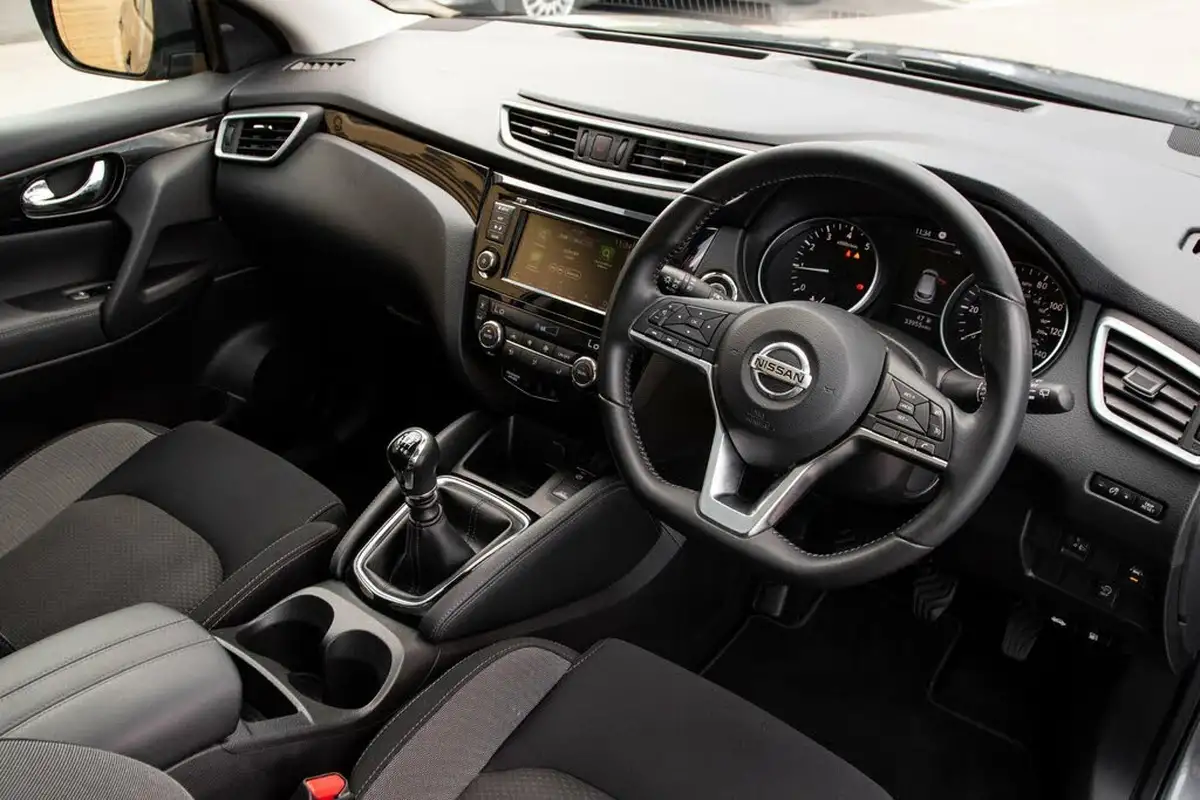 2019-nissan-qashqai-13-dig-t-n-connecta-140ps-big-4