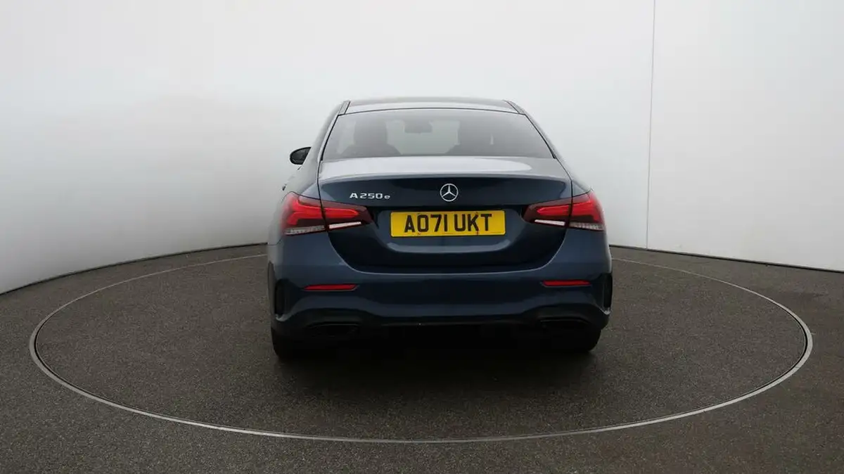 2021-mercedes-benz-a-class-13-a250e-amg-line-edition-saloon-4d-big-47