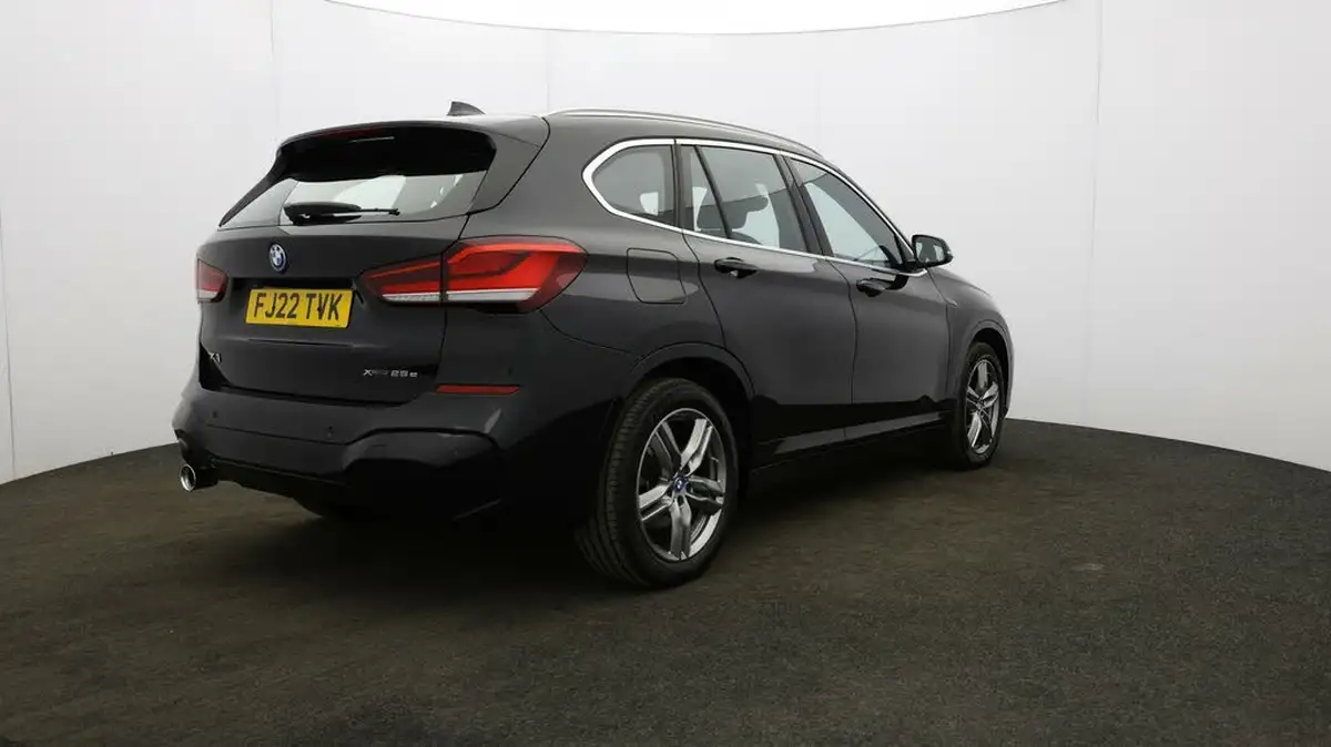 2022-bmw-x1-15-xdrive-25e-phev-m-sport-big-6