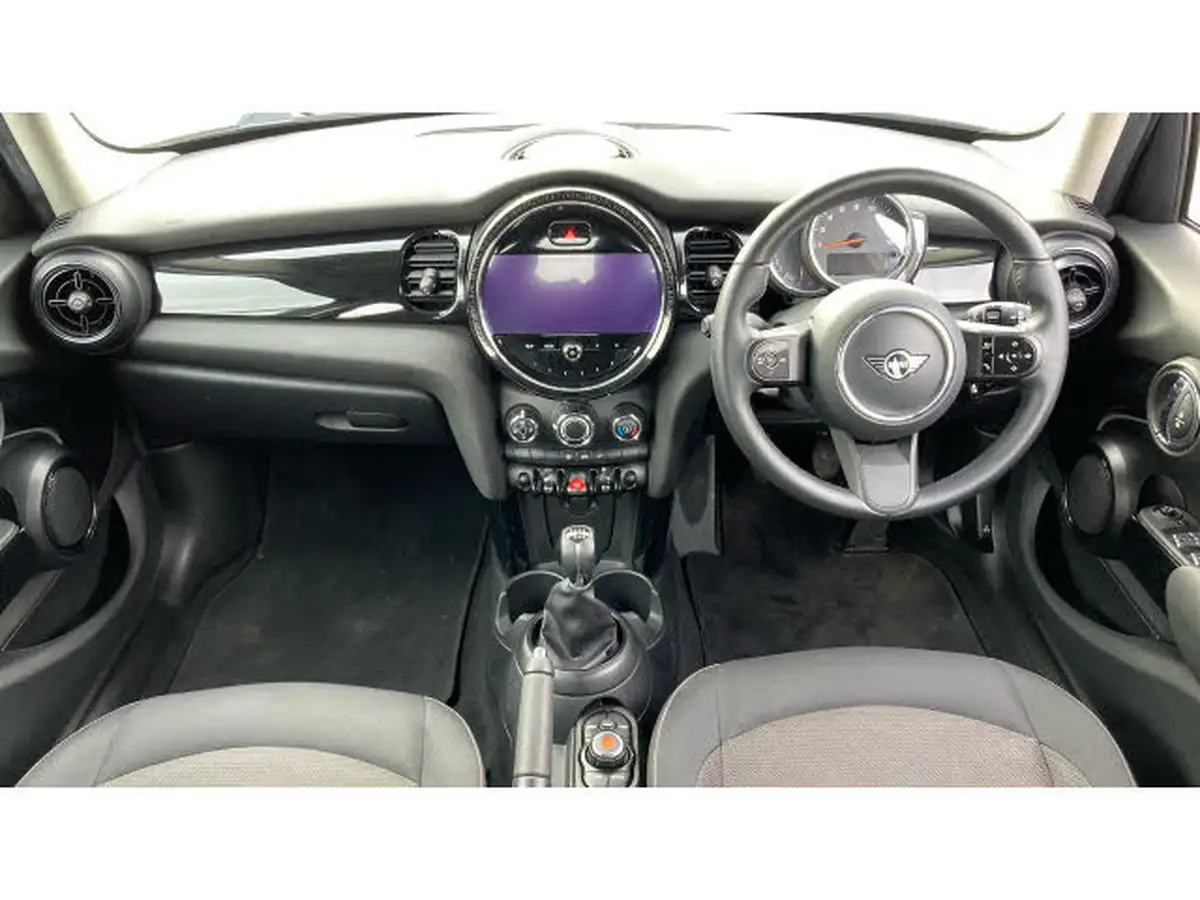 2021-mini-cooper-15-one-classic-5d-big-9