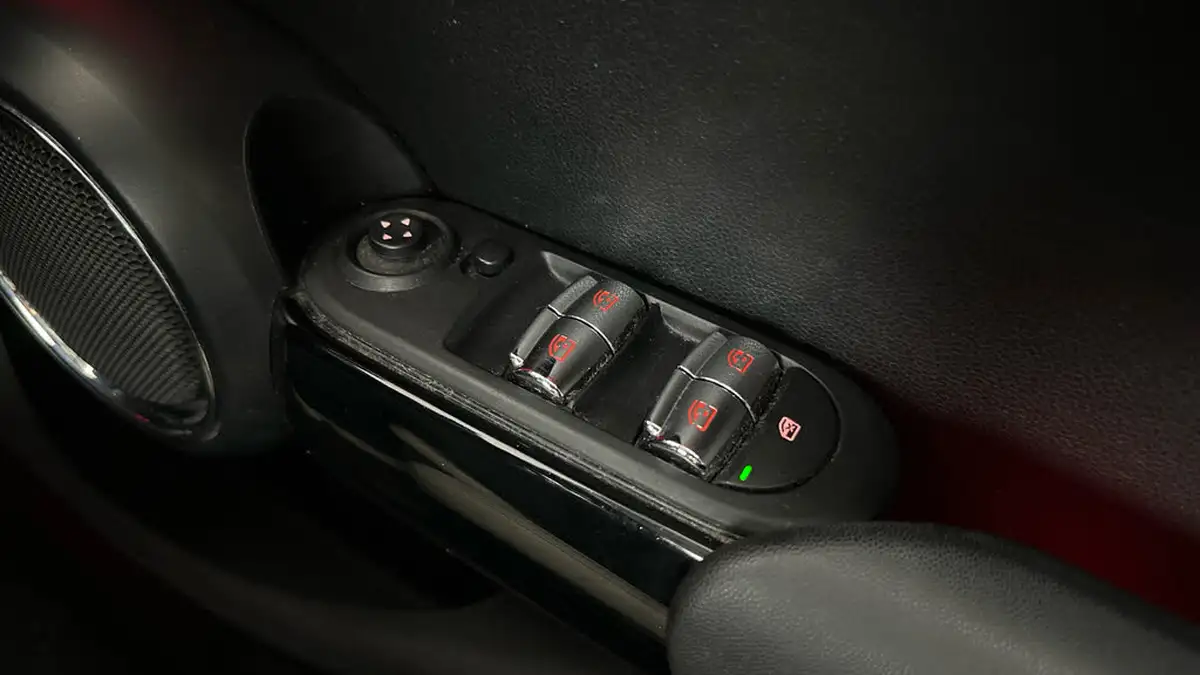2018-mini-cooper-15-cooper-exclusive-134bhp-ss-hatchback-5d-big-21