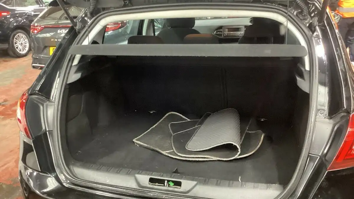 2017-peugeot-308-16-bluehdi-access-big-4