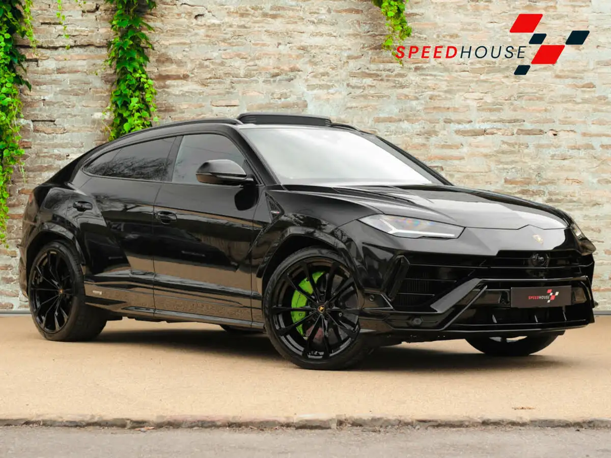 2024-lamborghini-urus-40-no-trim-big-8