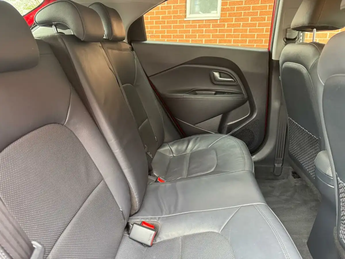 2017-kia-rio-14-4-big-11