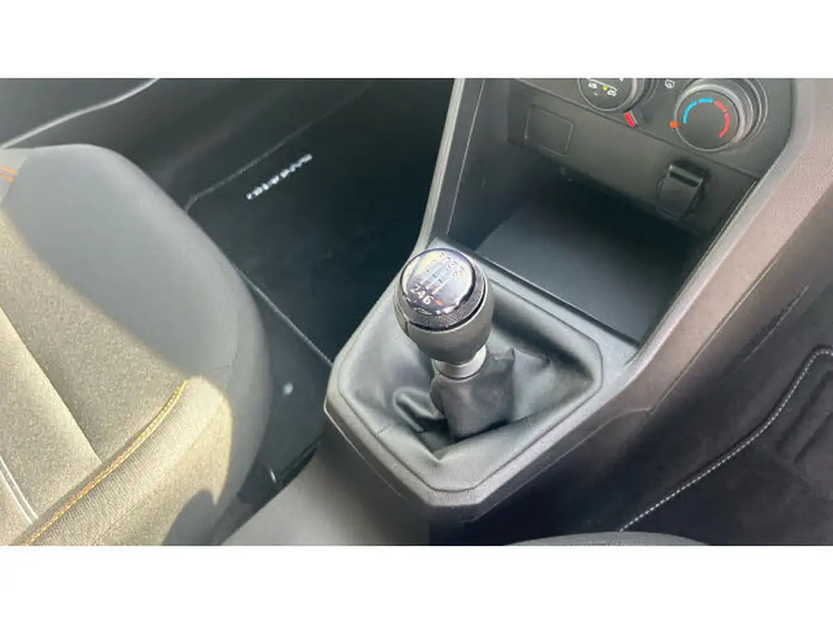 2022-dacia-sandero-stepway-10-tce-essential-90bhp-big-12