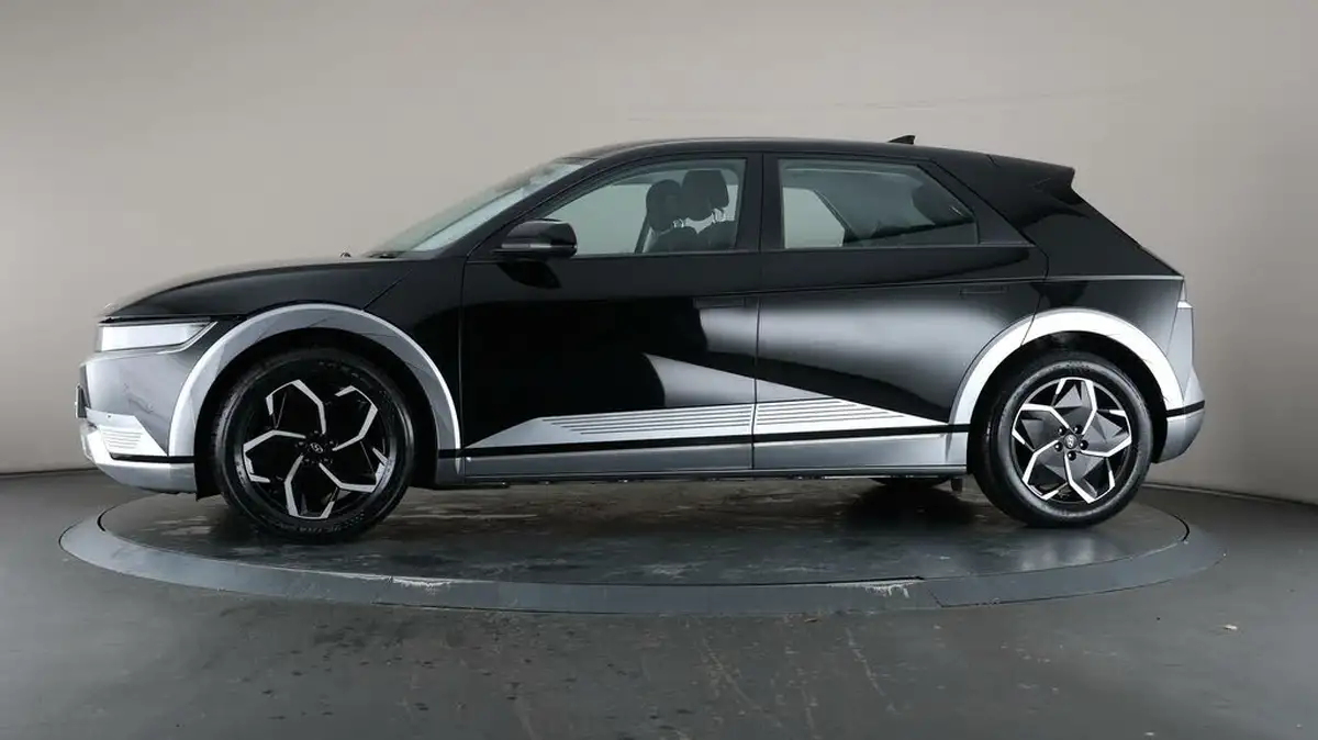 2022-hyundai-ioniq-5-e-premium-170ps-58kwh-rwd-big-28