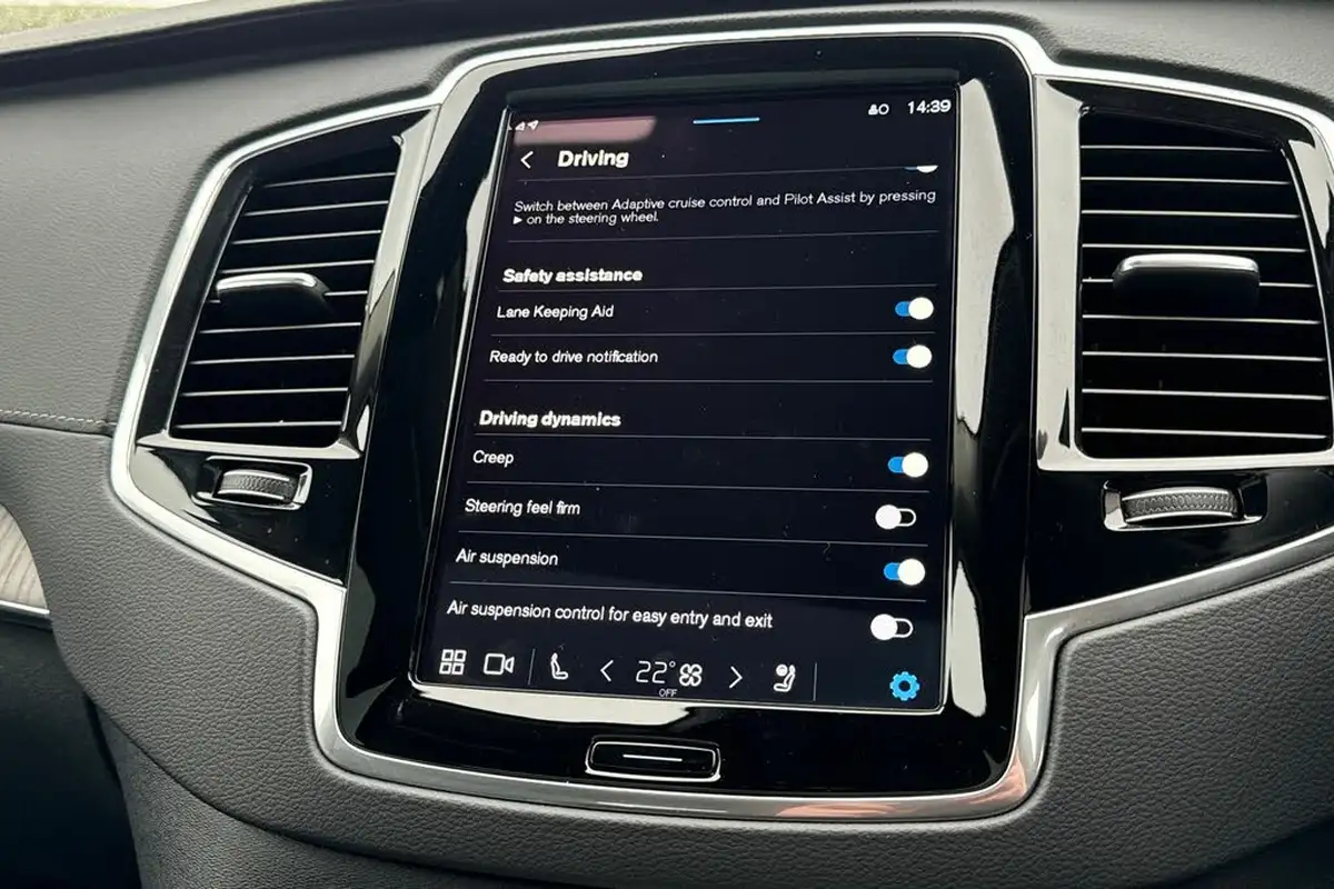 2023-volvo-xc90-20-t8-ultimate-dark-big-25