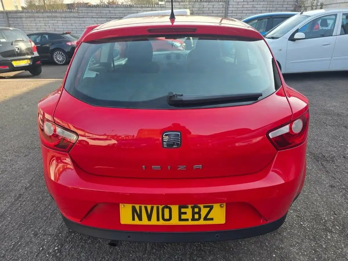 2010-seat-ibiza-16-sportcoupe-3d-1598cc-dsg-big-3