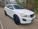 2013-volvo-xc60-24td-d4-r-design-163bhp-nav-geartronic-small-0