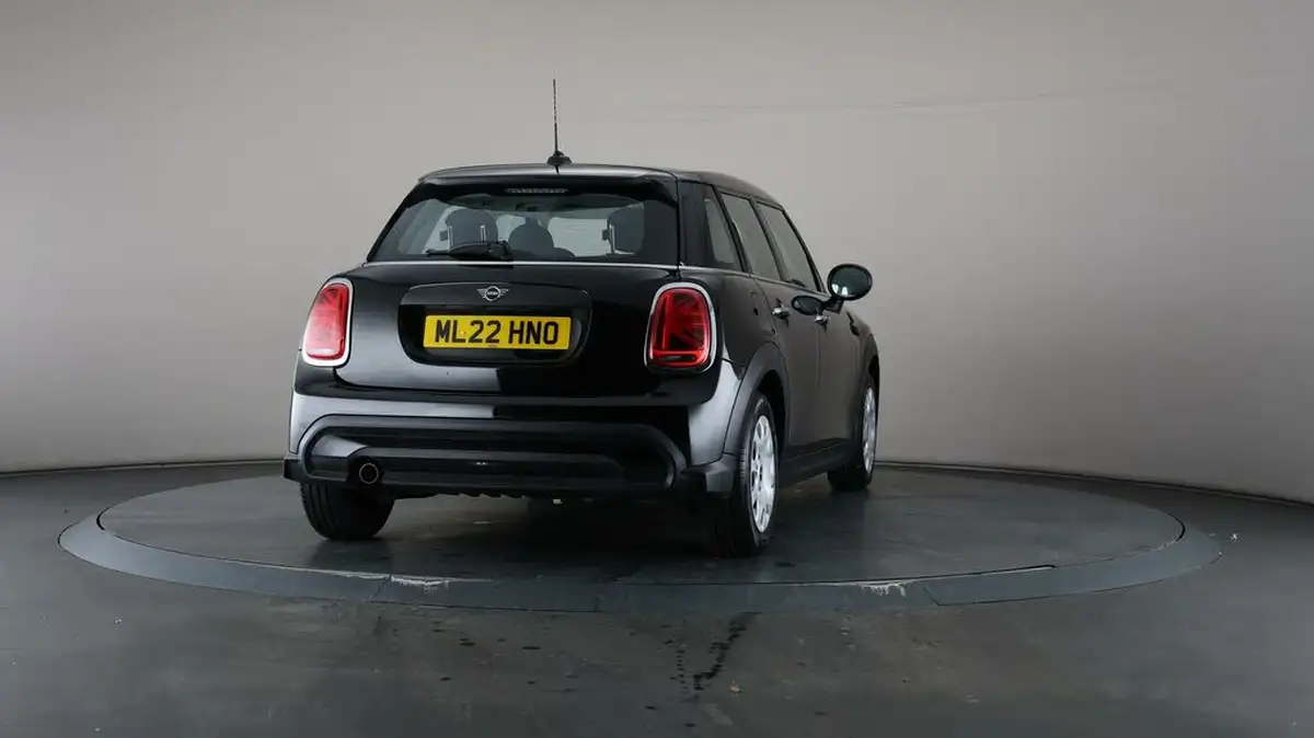 2022-mini-cooper-15-one-classic-5d-big-61