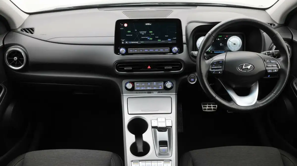 2021-hyundai-kona-e-premium-204ps-64kwh-7kw-obc-big-13