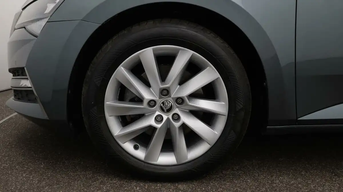 2021-skoda-superb-14-tsi-se-technology-156ps-estate-big-17