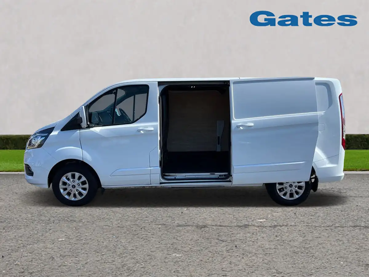 2023-ford-transit-custom-big-4