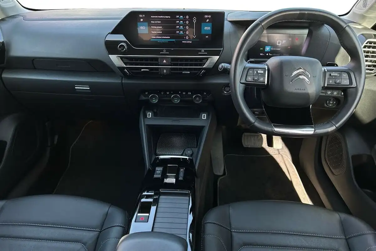 2022-citroen-c4-12-puretech-shine-plus-130ps-big-4