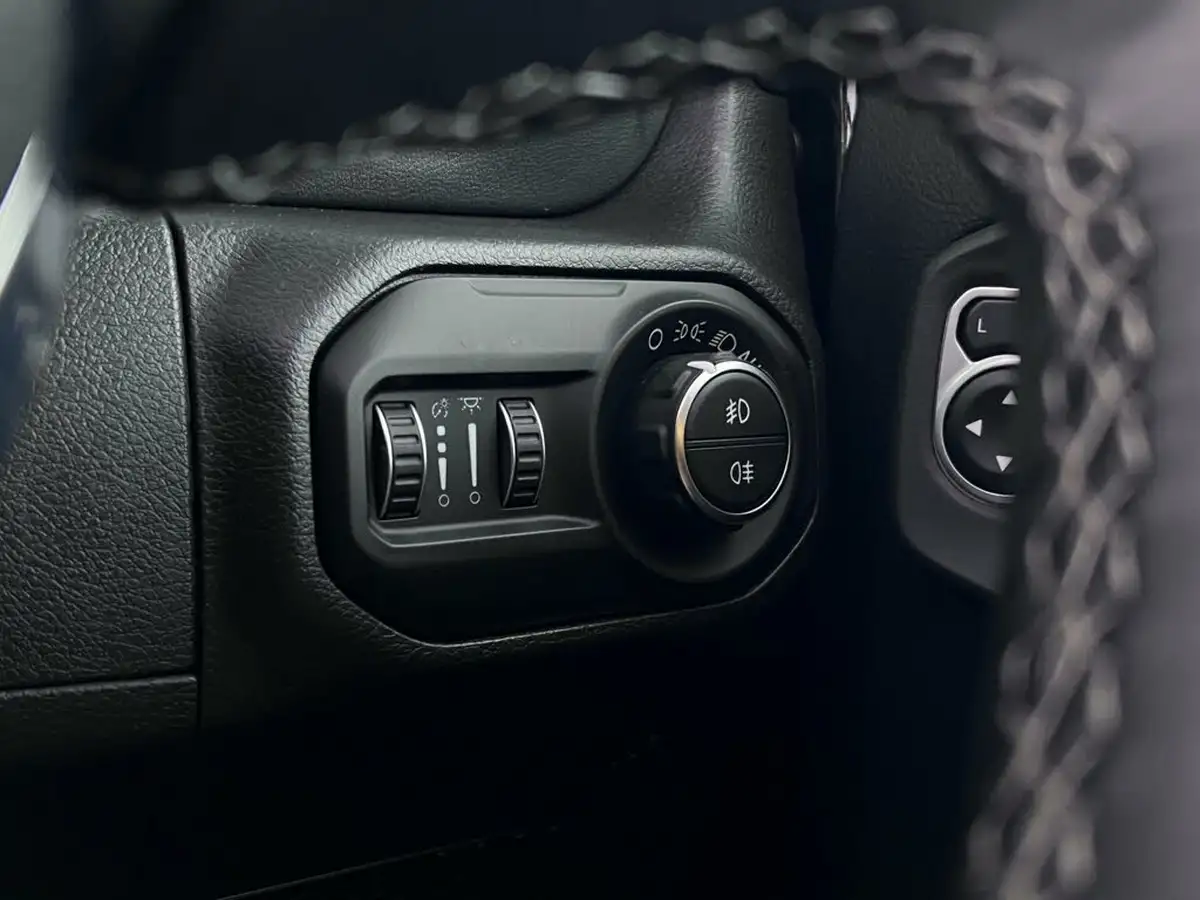 2019-jeep-wrangler-22-multijet-ii-overland-hard-3d-big-47