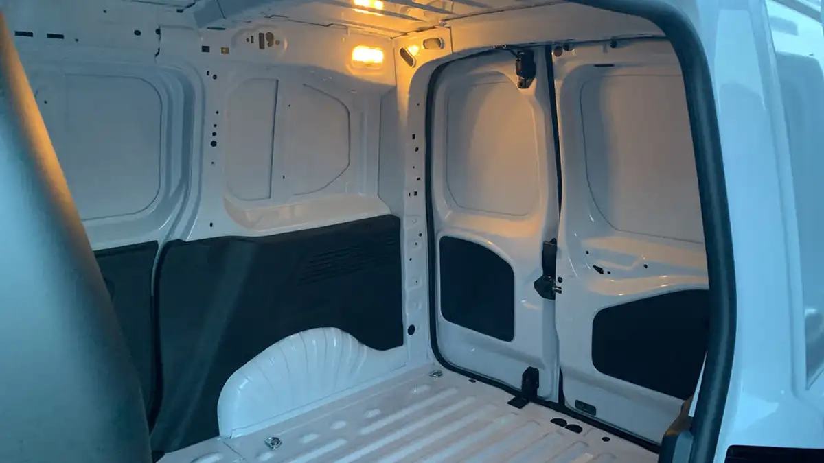 2024-citroen-berlingo-15-bluehdi-m-enterprise-100pseu6e-big-24
