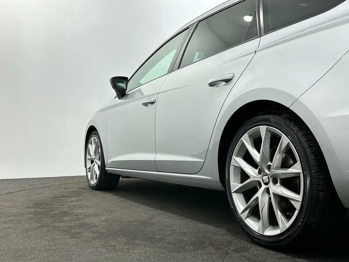 2017-seat-leon-20tdi-fr-technology-150ps-estate-5d-big-44