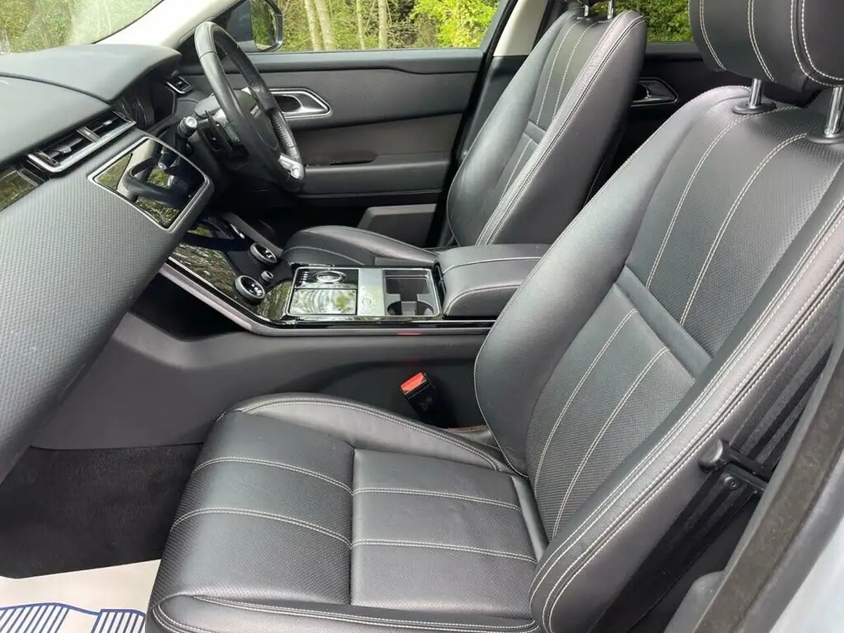 2017-land-rover-range-rover-velar-20-p300-s-big-31