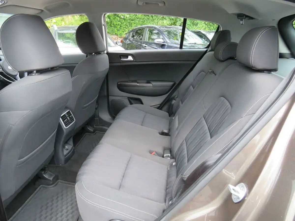2018-kia-sportage-16-gdi-1-big-12