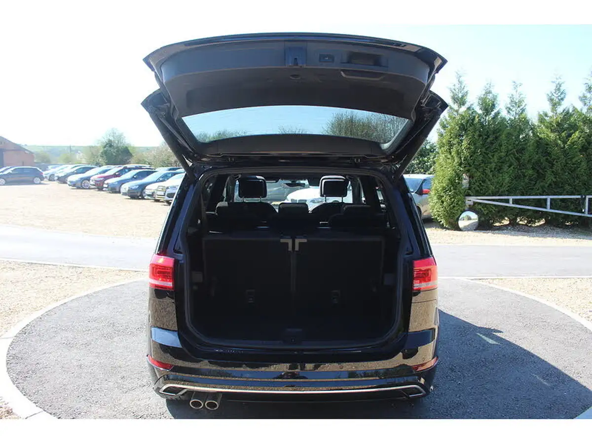 2018-volkswagen-touran-20tdi-r-line-150ps-big-26