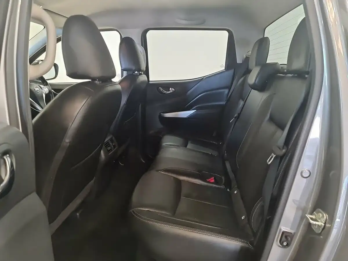 2019-nissan-navara-23dci-tt-tekna-8-navileather-big-25